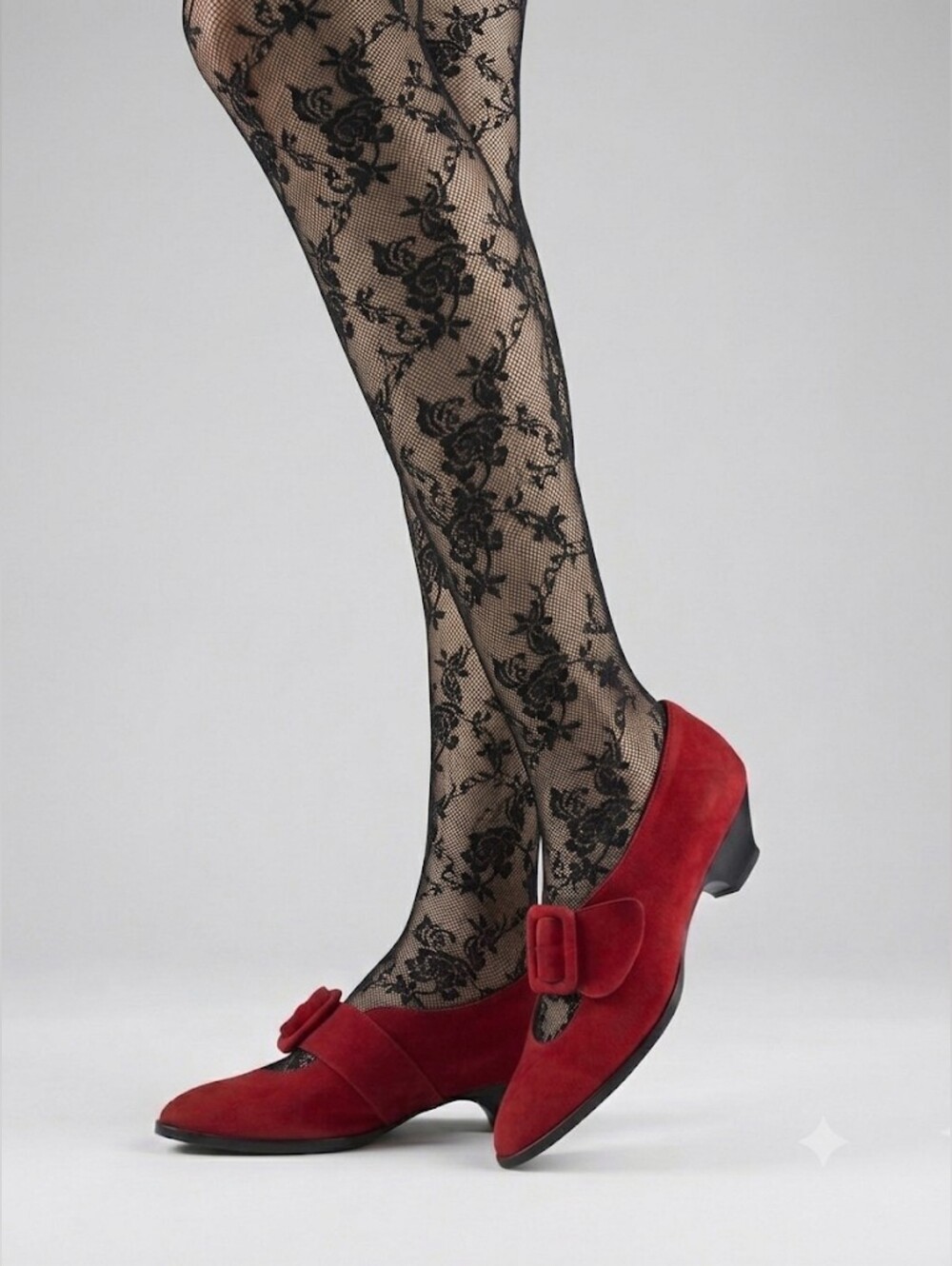 ​Vintage 1980s Italian Red Suede Mary Jane Pumps Kitten Heels Size 37.5
